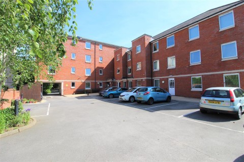 View Full Details for Cathedral Court, London Road, Gloucester