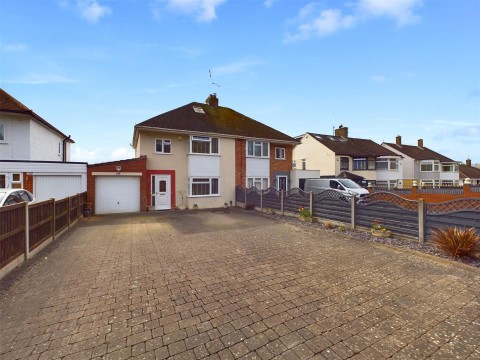 View Full Details for Longford Lane, Longlevens, Gloucester