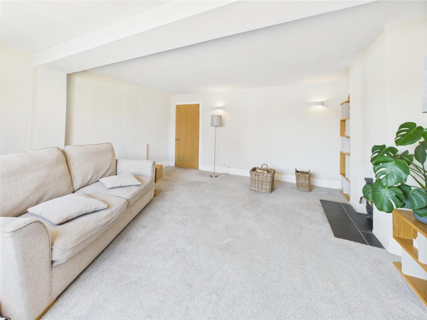 Images for Burleigh Croft, Hucclecote, Gloucester