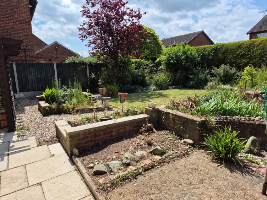 Images for West Field, Highnam