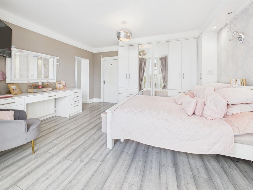 Images for Kingsholm Road, Gloucester