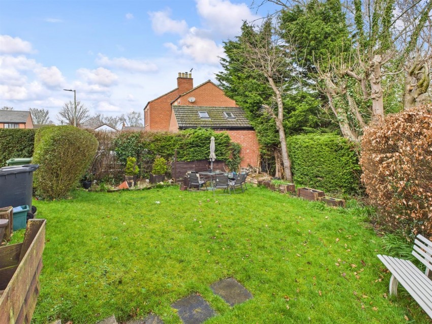 Images for Dinglewell, Hucclecote, Gloucester