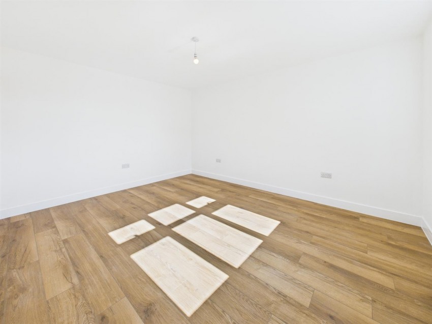 Images for Nine Elms Road, Longlevens, Gloucester
