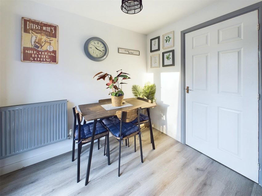 Images for Whitefield Crescent, Longford, Gloucester