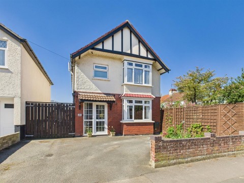 View Full Details for Grafton Road, Longlevens, Gloucester