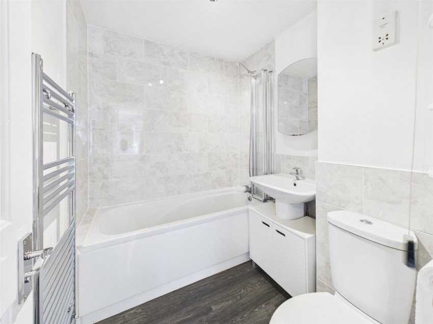 Images for Huntley Close, Abbeymead