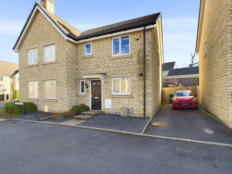 View Full Details for Peregrine Road, Brockworth, Gloucester