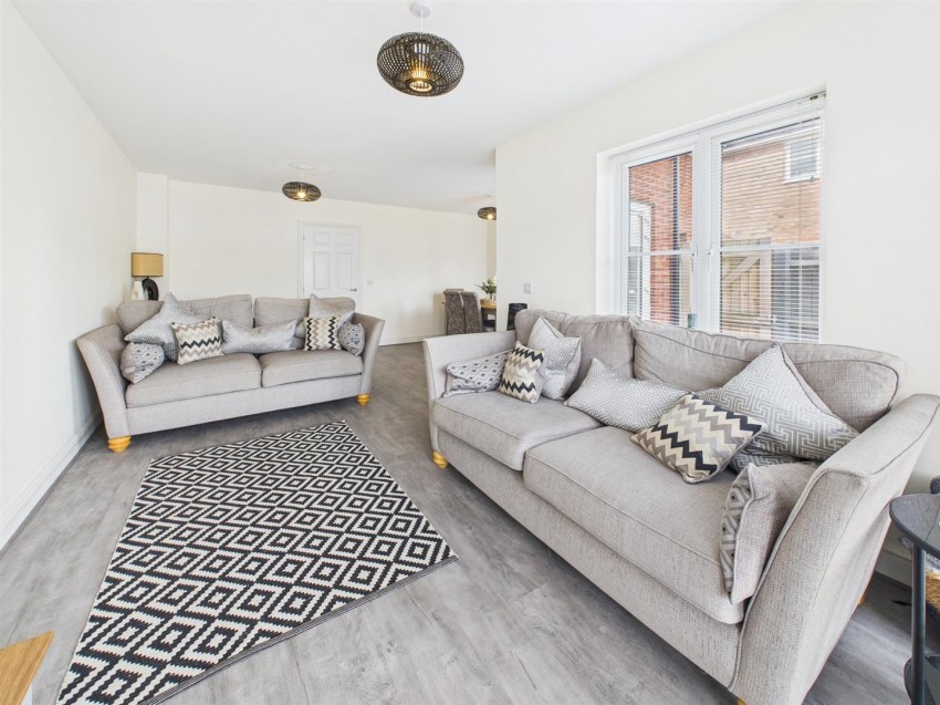 Images for Dreadnaught Drive, Gloucester
