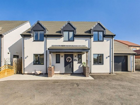 View Full Details for Tewkesbury Road, Twigworth