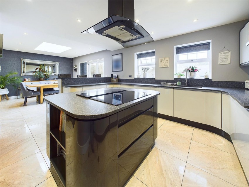 Images for Elmgrove Road West, Hardwicke, Gloucester