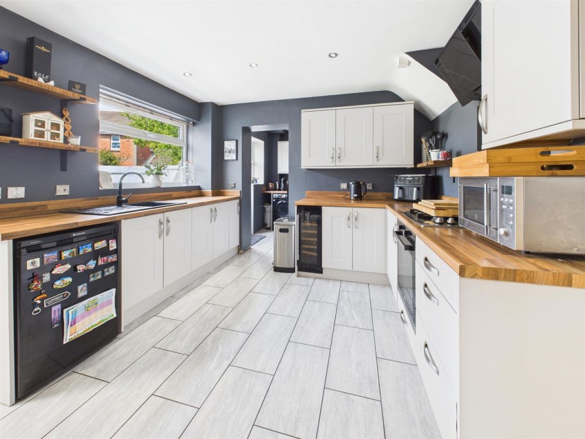 Images for Kestrel Gardens, Quedgeley, Gloucester