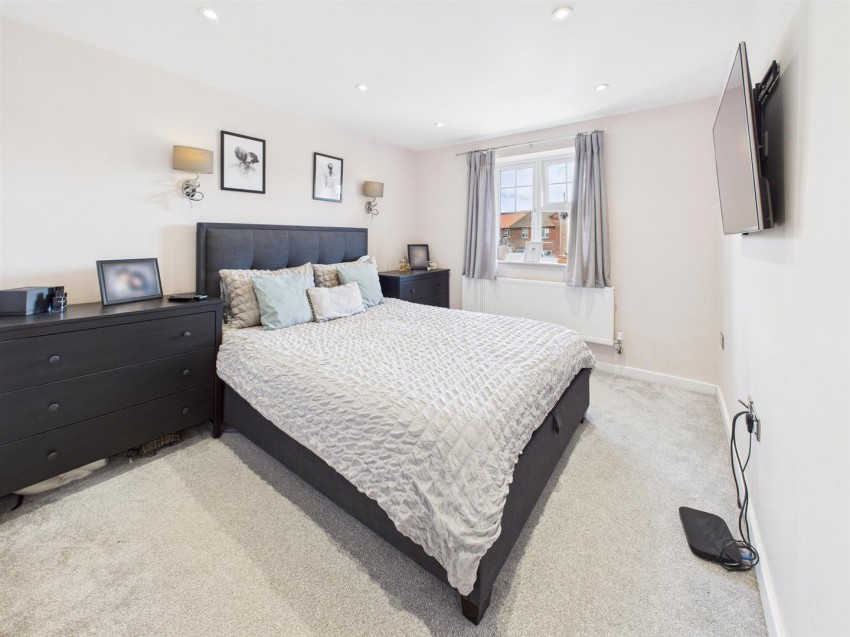 Images for Kestrel Gardens, Quedgeley, Gloucester