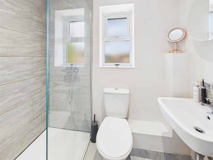 Images for Kestrel Gardens, Quedgeley, Gloucester