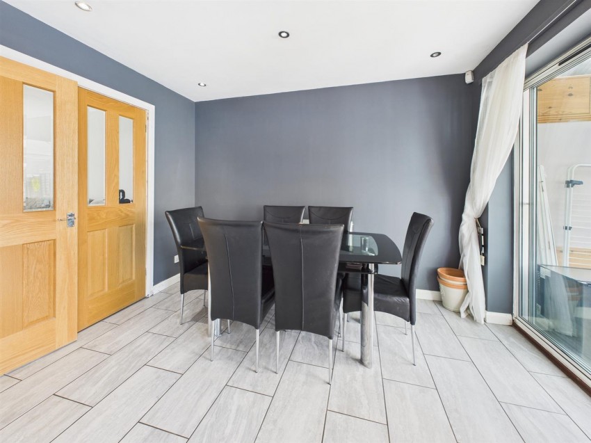 Images for Kestrel Gardens, Quedgeley, Gloucester