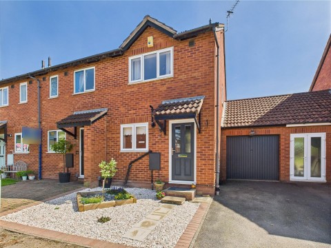 View Full Details for Redwind Way, Longlevens, Gloucester