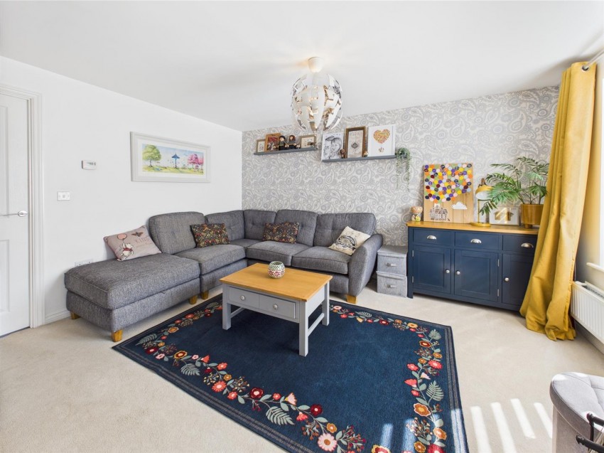 Images for Martyn Close, Brockworth, Gloucester