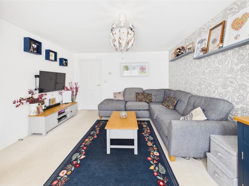Images for Martyn Close, Brockworth, Gloucester
