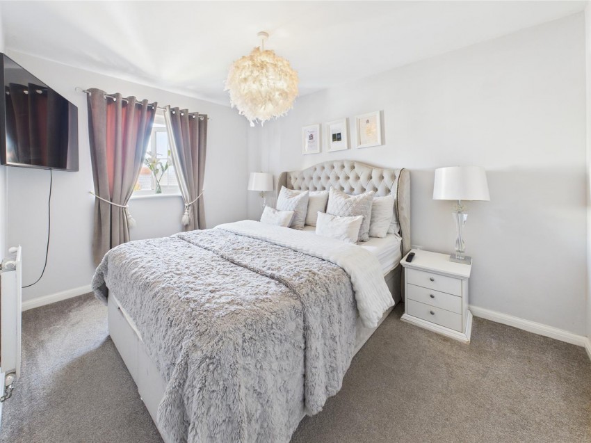 Images for Oswalds Close, Longford, Gloucester