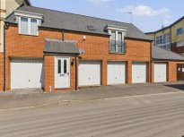 Longhorn Avenue, Gloucester