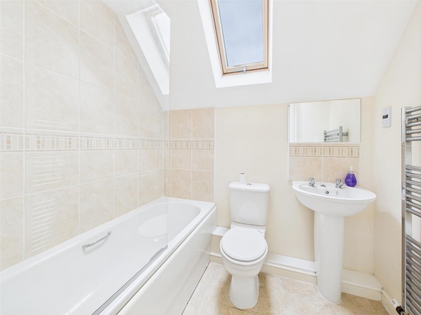 Images for Longhorn Avenue, Gloucester