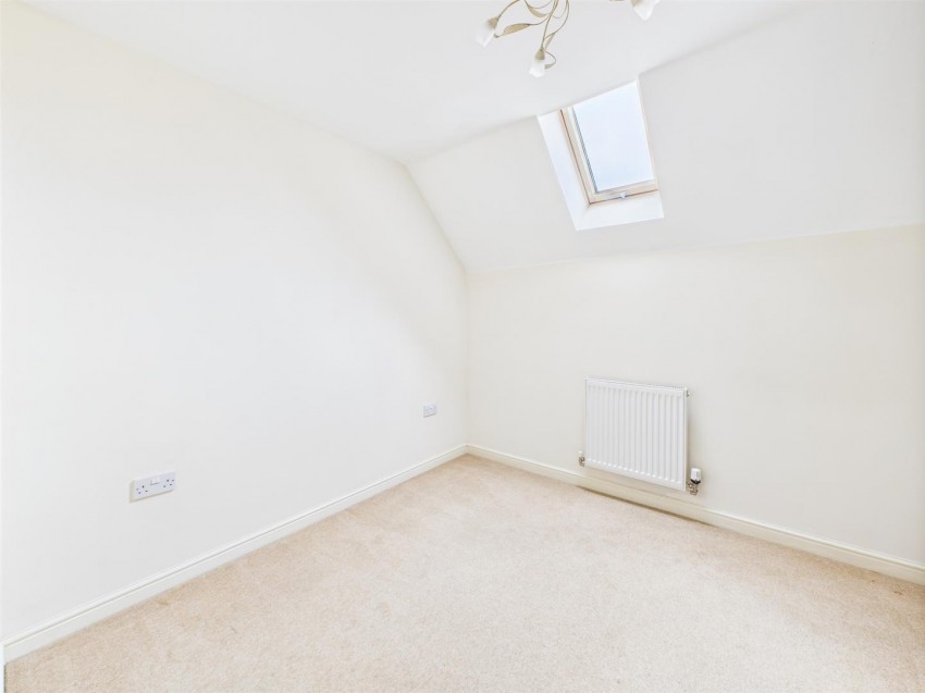 Images for Longhorn Avenue, Gloucester