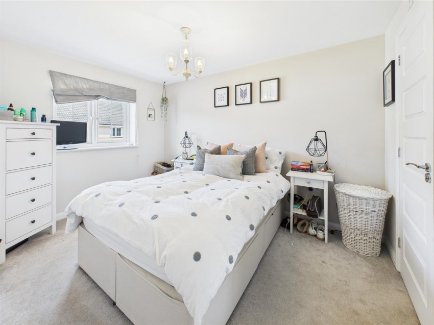 Images for Oswalds Close, Longford, Gloucester