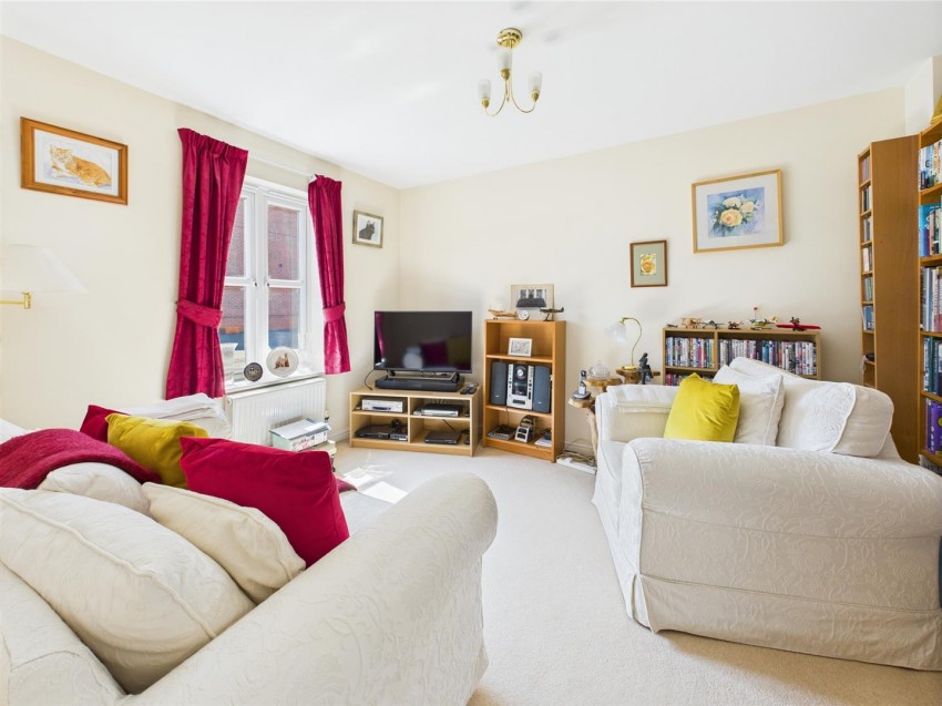 Images for Hartley Gardens, Gloucester