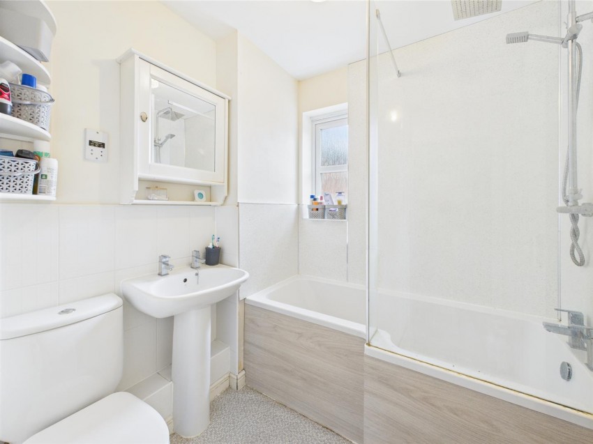 Images for Hartley Gardens, Gloucester