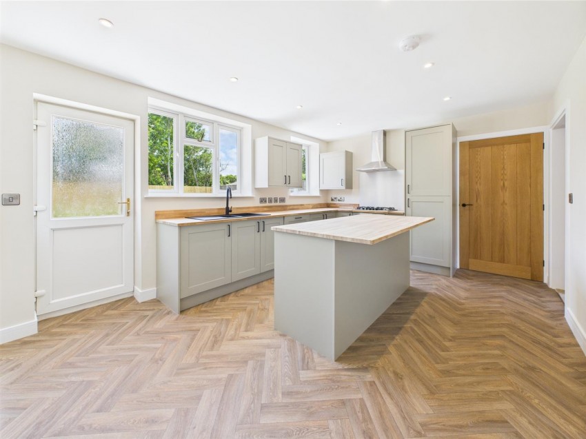 Images for Oak Drive, Brockworth, Gloucester