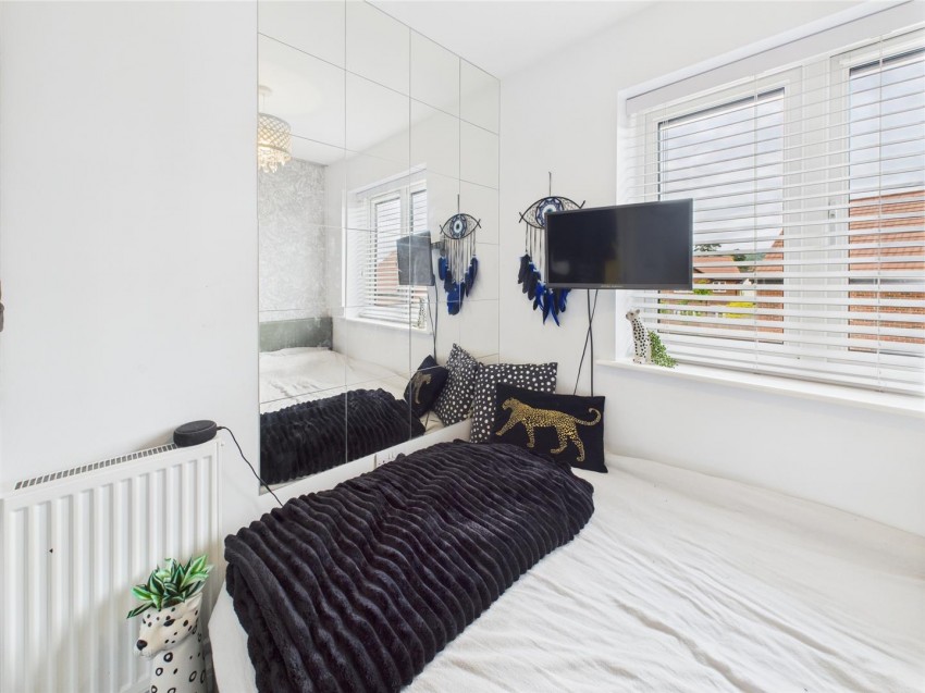 Images for Bluebell Crescent, Brockworth