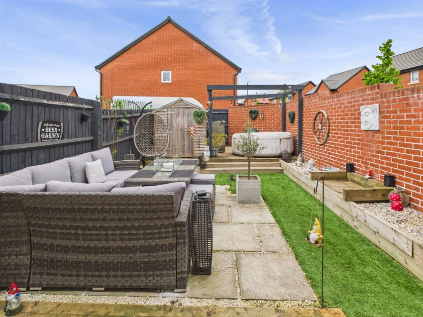Images for Bluebell Crescent, Brockworth
