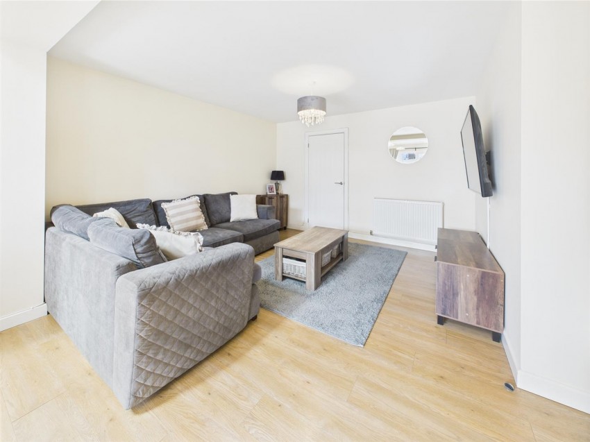 Images for Sandyleaze, Longlevens Gloucester