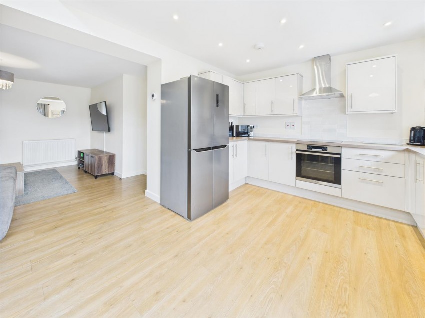 Images for Sandyleaze, Longlevens Gloucester