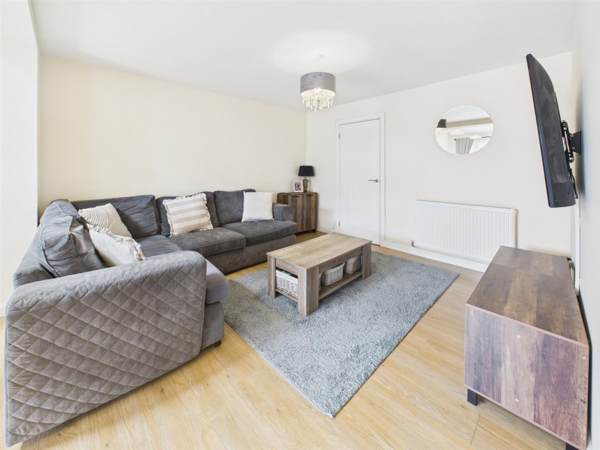Images for Sandyleaze, Longlevens Gloucester