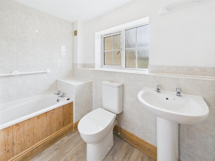 Images for Darleydale Close, Hardwicke