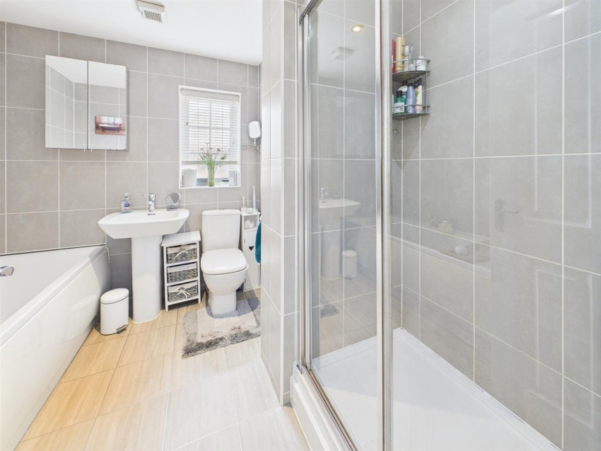 Images for Shorn Brook Close, Hardwicke, Gloucester