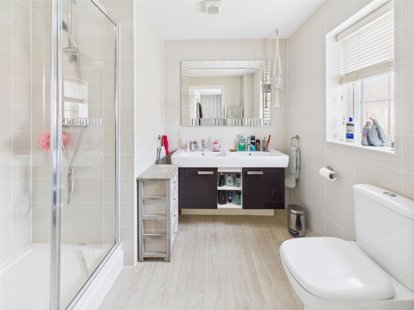 Images for Shorn Brook Close, Hardwicke, Gloucester