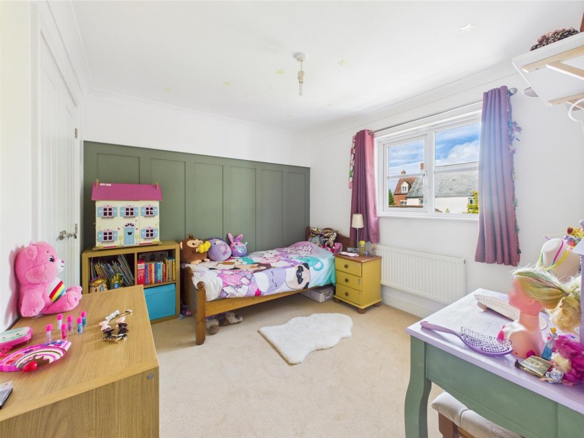 Images for The Plantation, Hardwicke, Gloucester