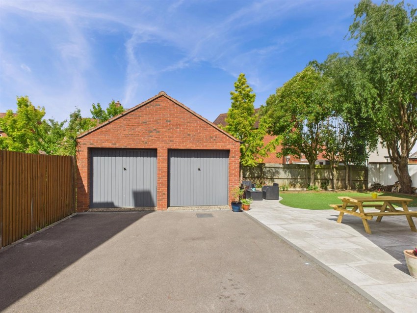 Images for The Plantation, Hardwicke, Gloucester