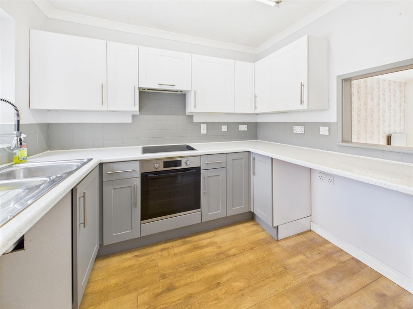 Images for Armscroft Gardens, Elmbridge, Gloucester