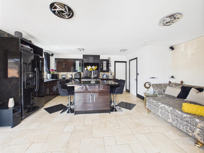 Images for Longford Lane, Longlevens, Gloucester