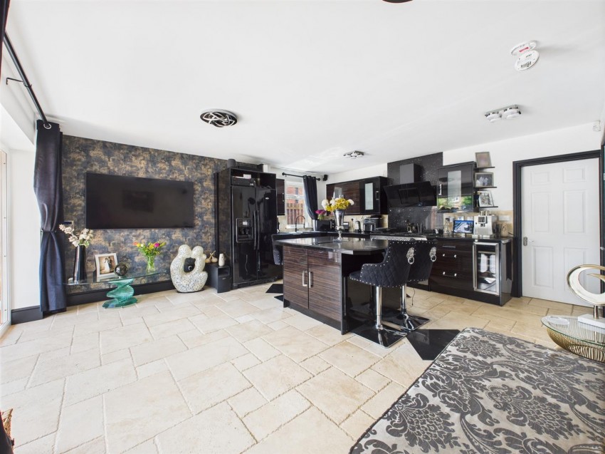Images for Longford Lane, Longlevens, Gloucester