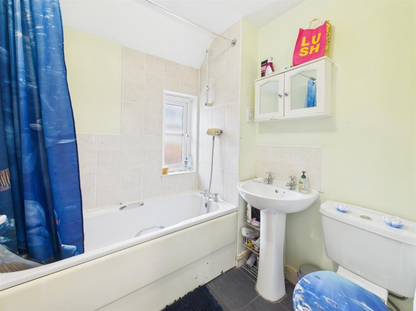 Images for Ferndale Close, Longlevens, Gloucester