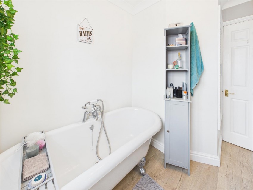 Images for Upton Lane, Abbeymead, Gloucester