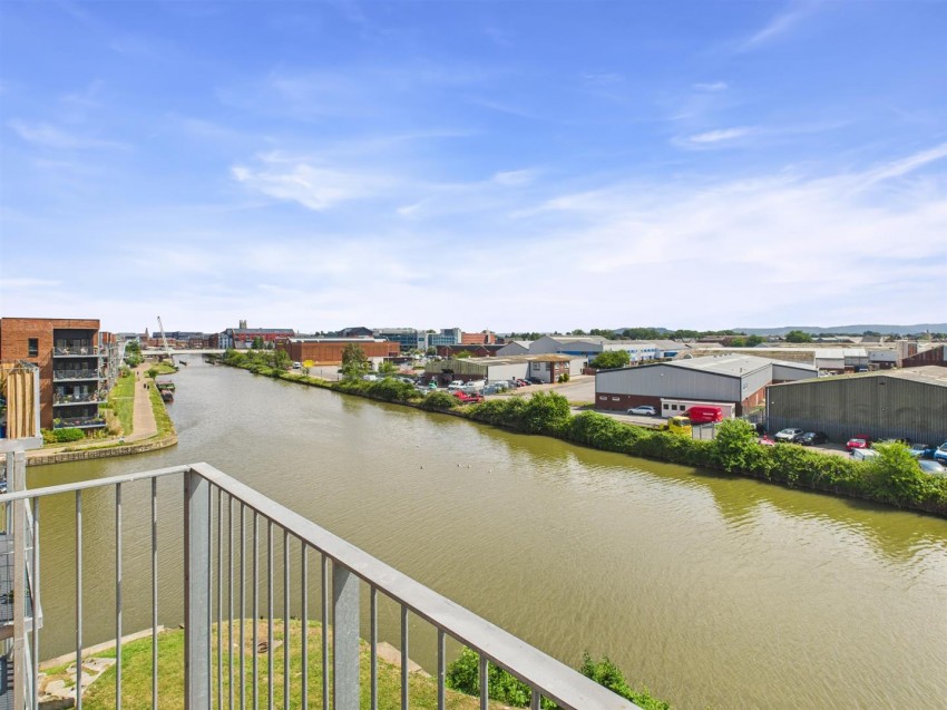 Images for Harker Close, Gloucester