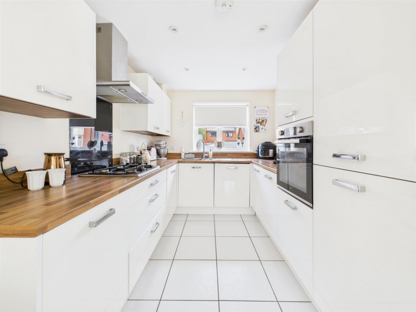 Images for Robinswood Close, Brockworth