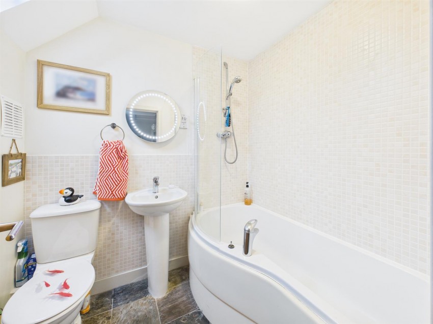 Images for Barton Close, Innsworth, Gloucester