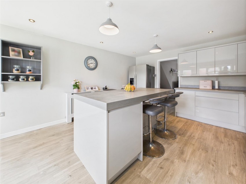 Images for Neptune Close, Abbeymead