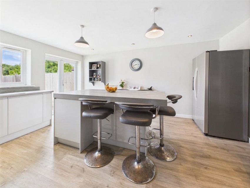 Images for Neptune Close, Abbeymead