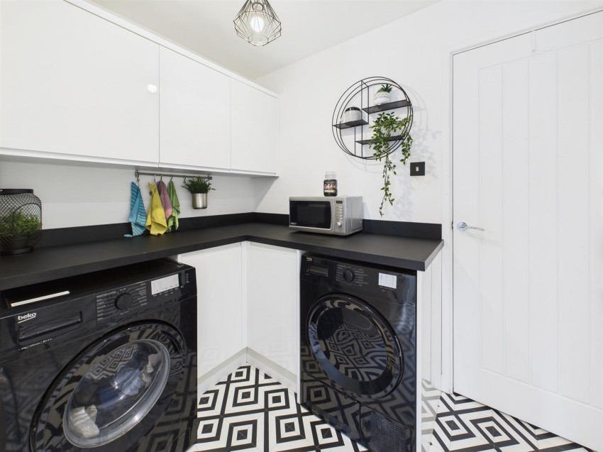 Images for Neptune Close, Abbeymead